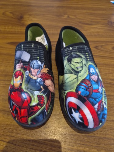 Kids marvel slippers size - slippers,