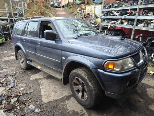 Mitsubishi shogun sport mk1 - mitsubishi,