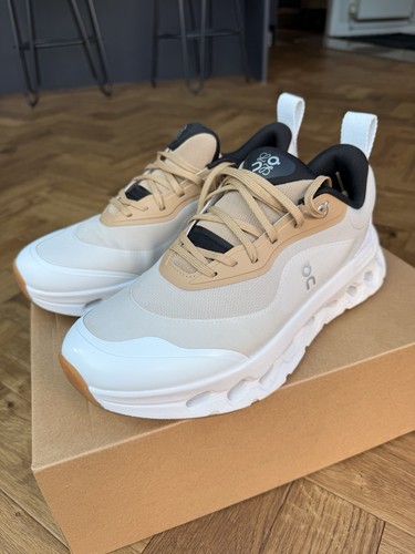 Loewe running cloudtilt - on,
