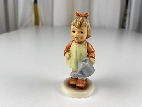Hummel figurine 729 still - hummel,
