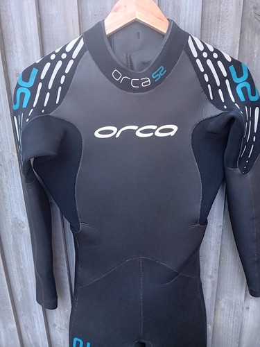 Orca swimming triathlon - orca, s2