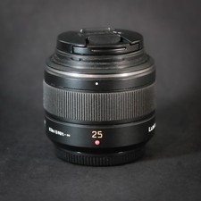 Panasonic Lumix 25mm F1.4