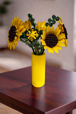 Vase for LEGO Sunflowers
