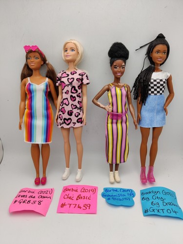 Barbie doll bundle - barbie,