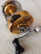 Vintage Penn 930 Levelmatic Fishing Reel Made In USA.