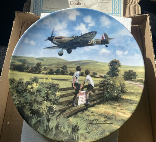 Royal doulton heroes the - doulton,