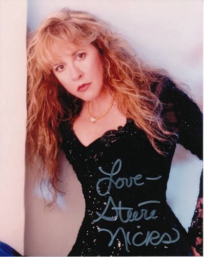 Stevie nicks signed photograph - nicks,