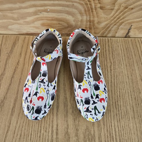 Monkey feet leather - monkey,