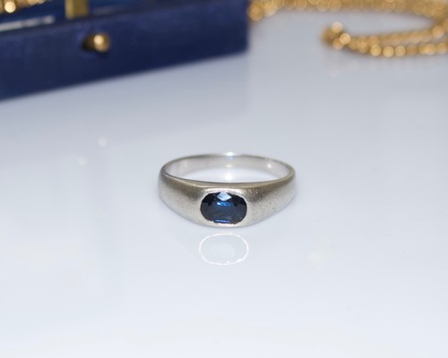 Vintage sapphire flush set - vintage,