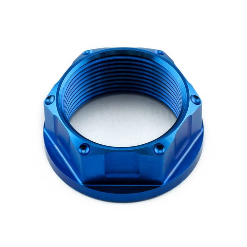 Titanium flanged axle - axle, m25