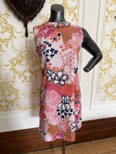 True vintage flower - true,