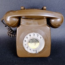 1980’s Brown retro gpo BT  telephone 746 Prop / Display Piece