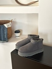 UGG Women‘s Classic Ultra