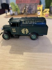 Corgi Morris Truck W Butler &