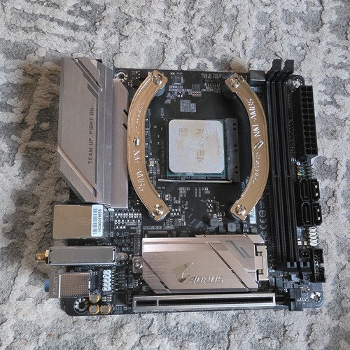 Gigabyte b450 aorus - gigabyte,