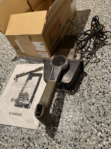 Yamaha 704 top mount - top,