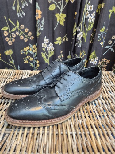 Black leather wingtip brogues - leather,