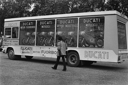 Ducati imola 1972 - 1972, smart