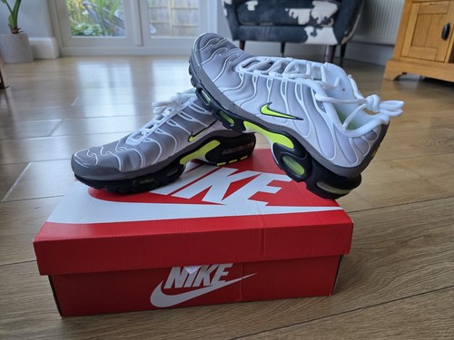 Nike air max - max, volt