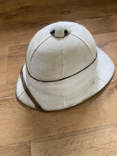 Pith helmet gieves - pith,