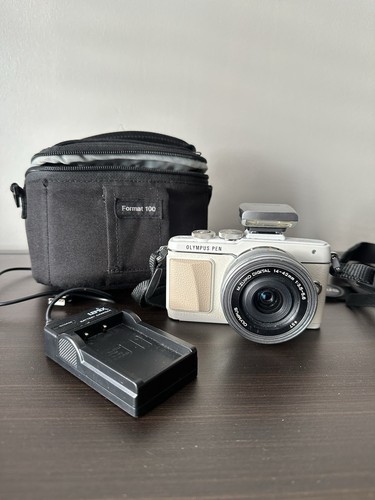 Olympus pen pl7 camera - camera, with