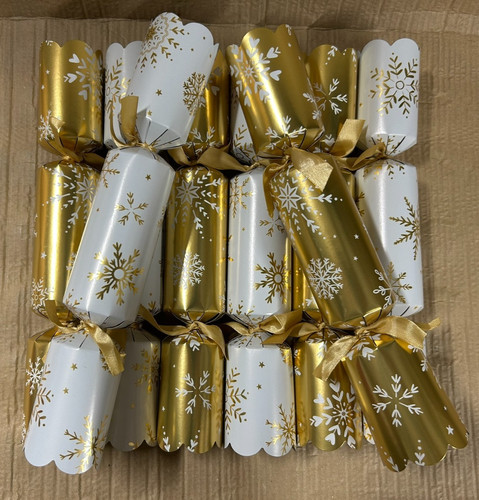 Christmas crackers gold - x,
