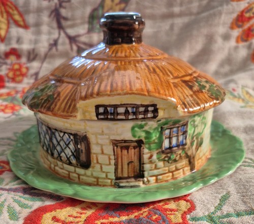 Vintage beswick cottage - vintage,