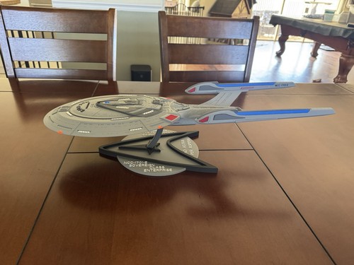 Star trek uss enterprise - star,