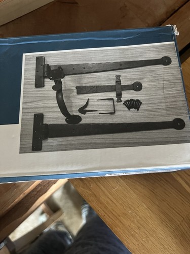 Cottage ledge and brace door - and,