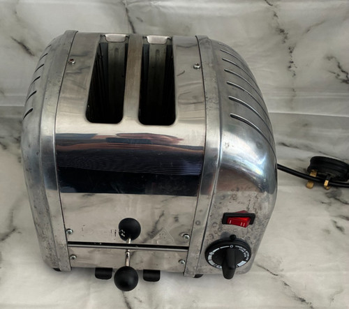 Dualit slice toaster - 2,