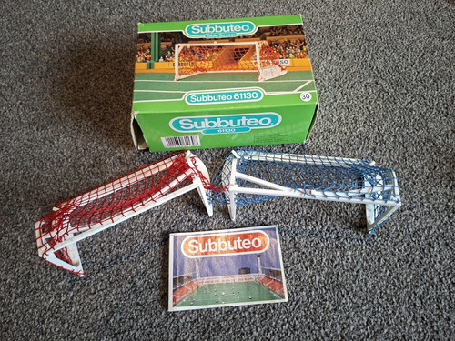 Subbuteo world cup goals red - subbuteo,