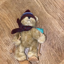 Russ Berrie Bears ALPINE LODGE