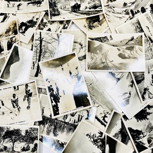 Senior service cigarette cards - service,