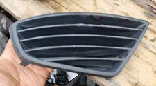 Ford Mondeo MK3 2000-07 DRIVER SIDE FRONT BUMPER GRILL 3S71-17A989-AD