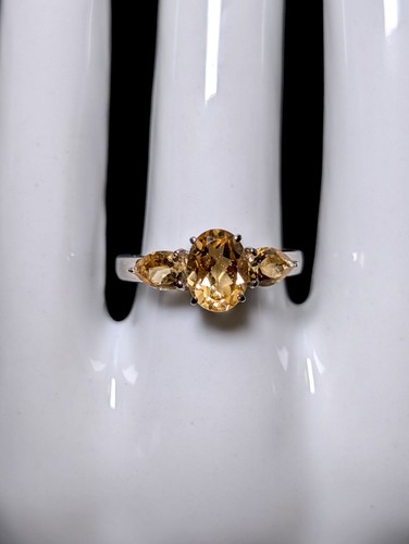 Vintage three stone oval and - vintage,
