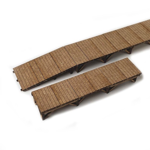 Wooden halt platform for - halt,