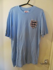 Rare England No 6 Bobby Moore