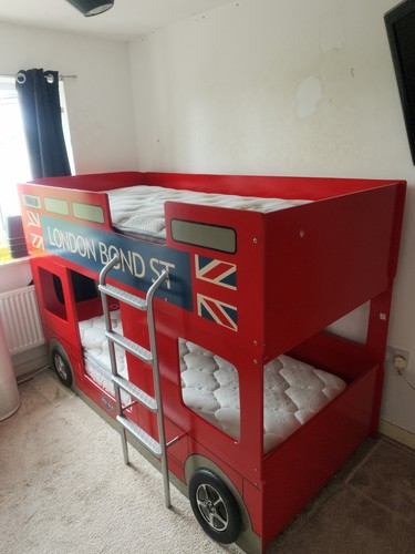 London bus bunk - bus, bed