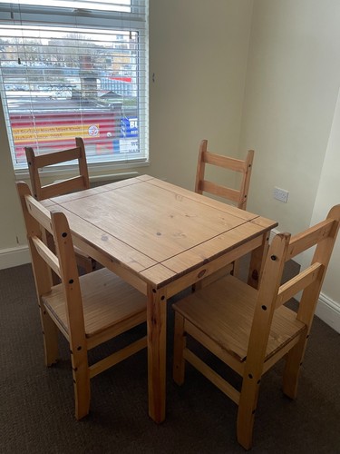 Dining table chairs set - 4,