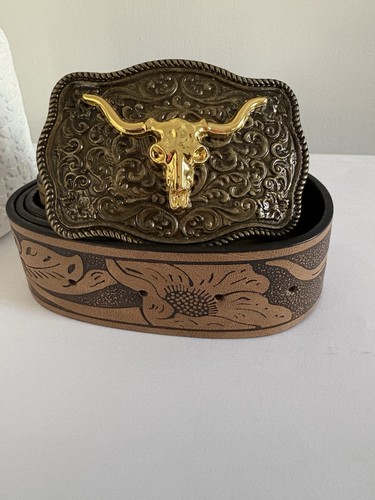 Rodeo country western cowboy - rodeo,