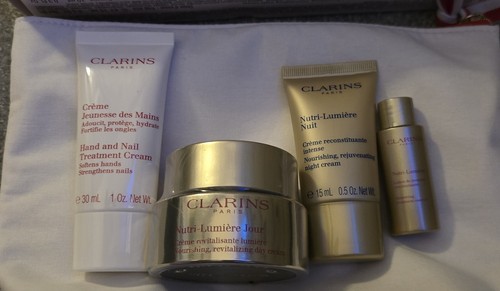 Clarins nutri lumiere gift set - clarins, nutri-lumiere