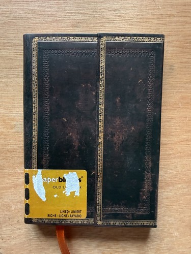 Hard cover paperblanks old - hard,