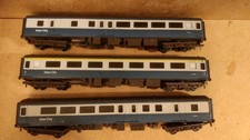 Rake of 3 BR Mk2A Intercity
