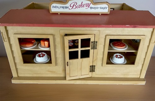 Sylvanian families bakery - families,