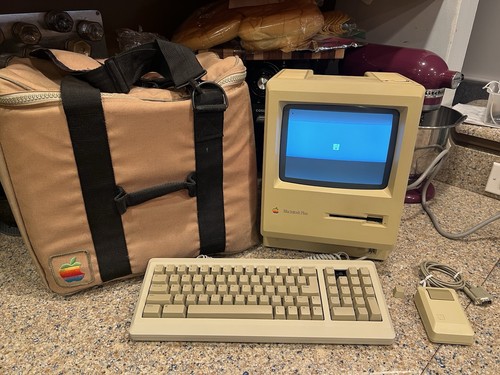 Apple macintosh plus 1mb - apple,