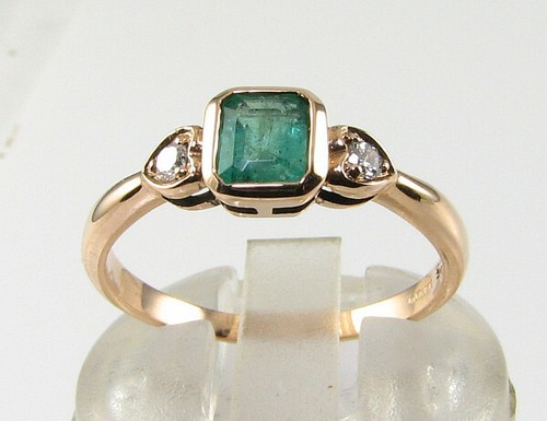 Dainty 9ct rose - 9k, gold