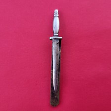 No. 2 Commando 2nd Pattern Cap Badge White Metal With Slide