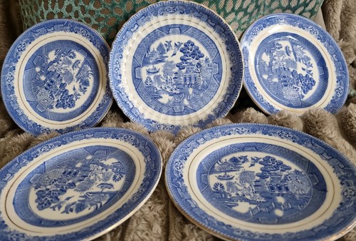 Blue willow pattern desert - willow",