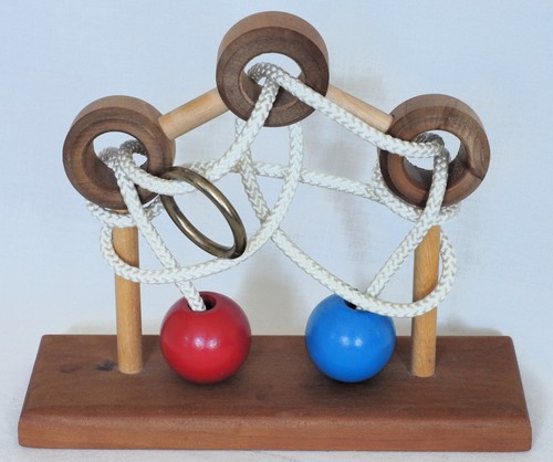 Puzzle wooden balls rope - puzzle,,