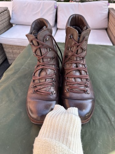 British army altberg defender - army,